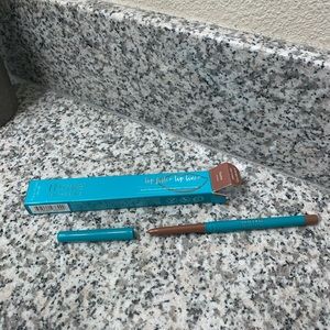 Thrive causemetics lip liner in kackie